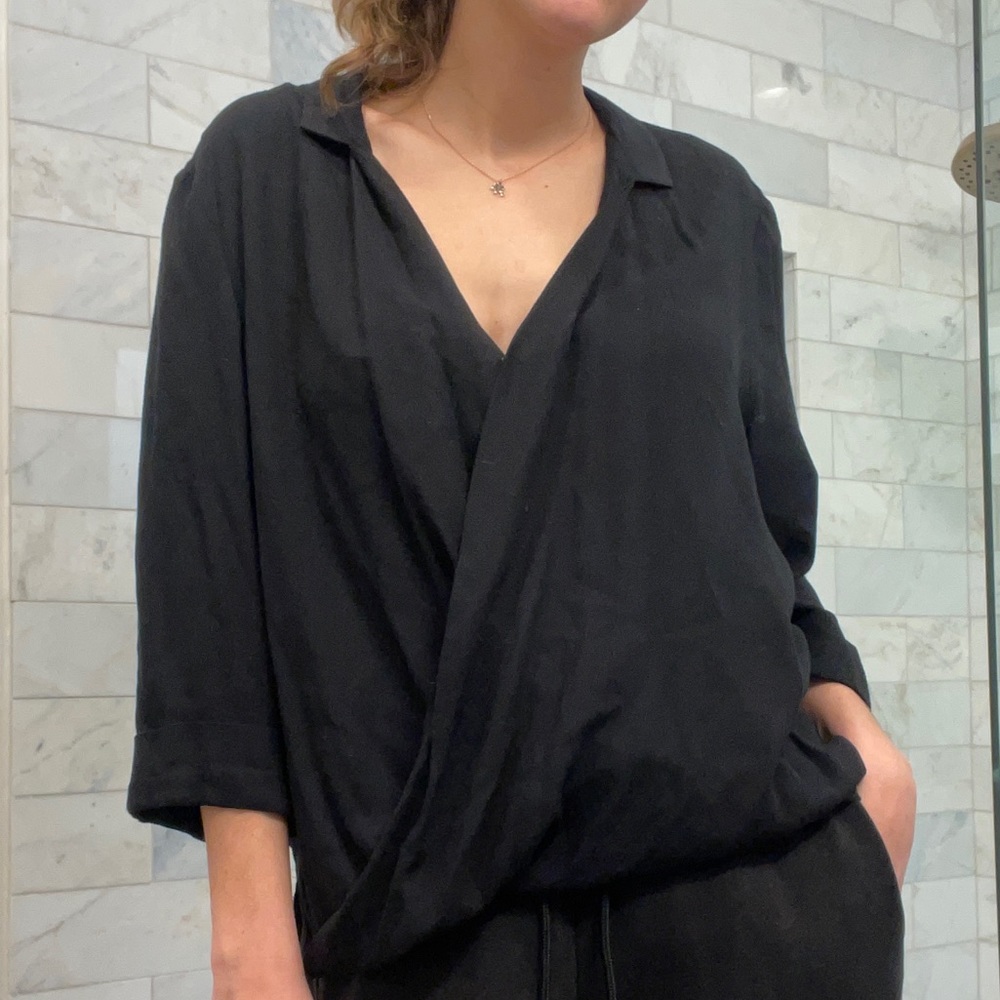 Ella Moss Black V Neck Twist Front Blouse